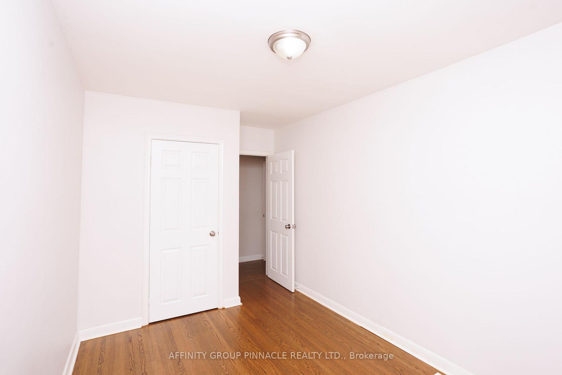 Photo 20 of 40 Switzer Drive, Oshawa, Centennial — HOMEH