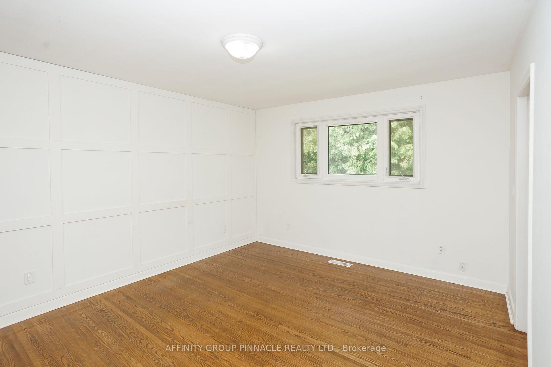 Photo 22 of 40 Switzer Drive, Oshawa, Centennial — HOMEH