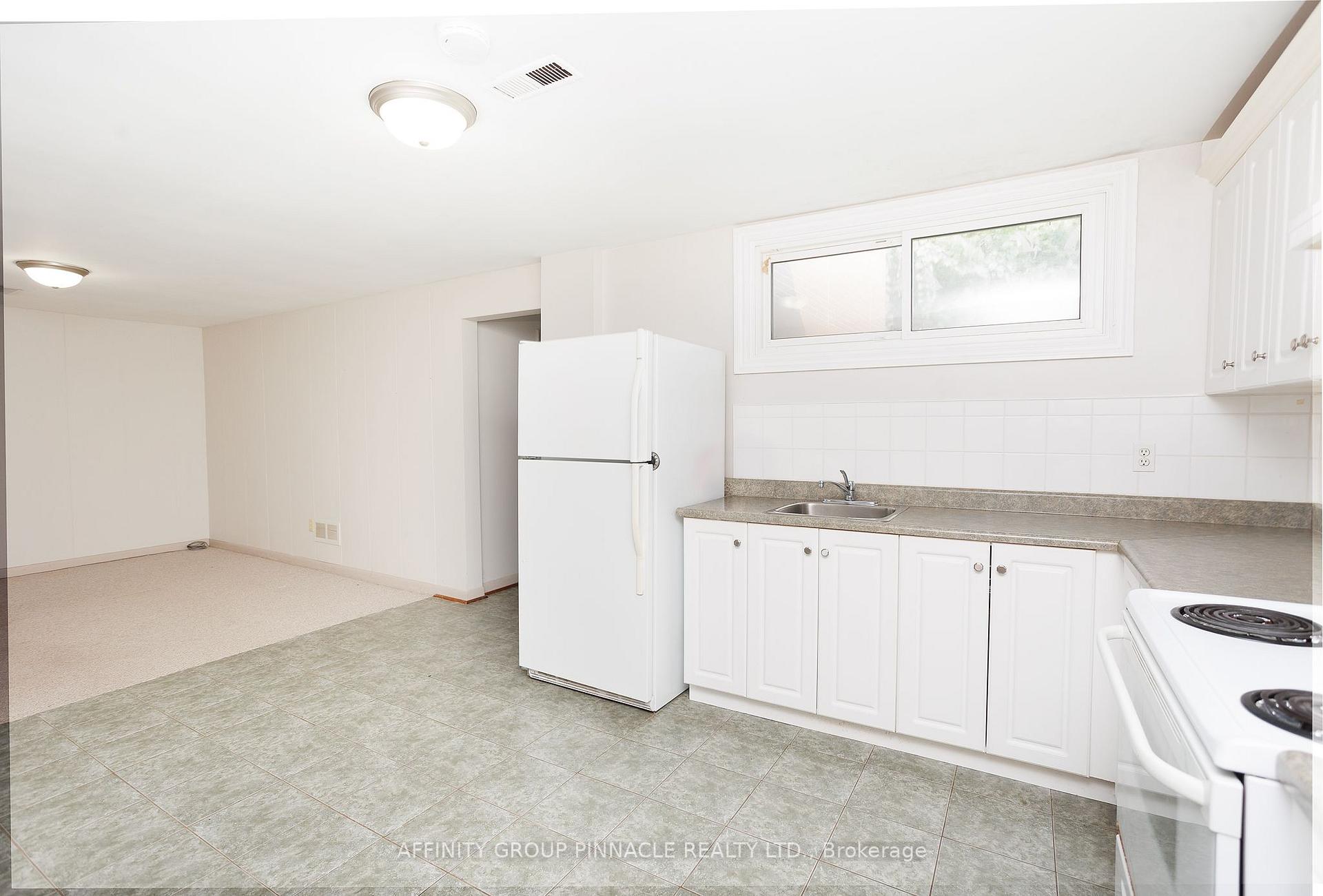 Photo 27 of 40 Switzer Drive, Oshawa, Centennial — HOMEH