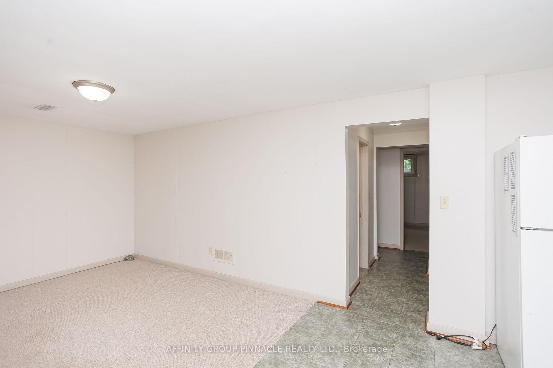 Photo 29 of 40 Switzer Drive, Oshawa, Centennial — HOMEH
