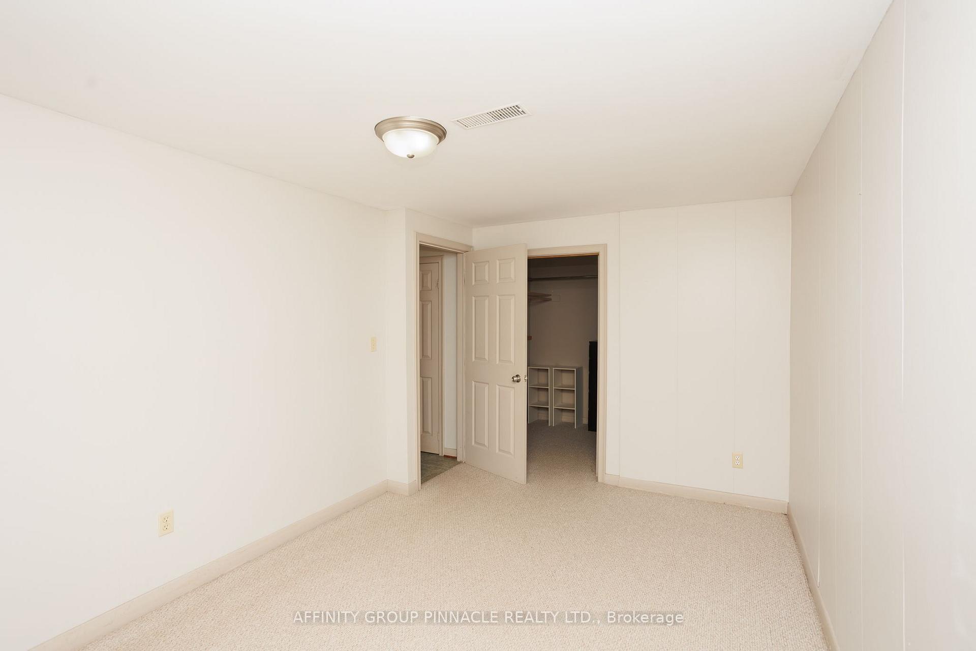 Photo 34 of 40 Switzer Drive, Oshawa, Centennial — HOMEH
