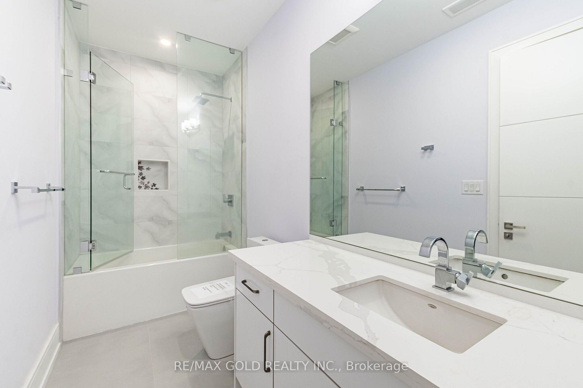 Photo 26 of 550 Vanessa Crescent, Mississauga, Lorne Park — HOMEH