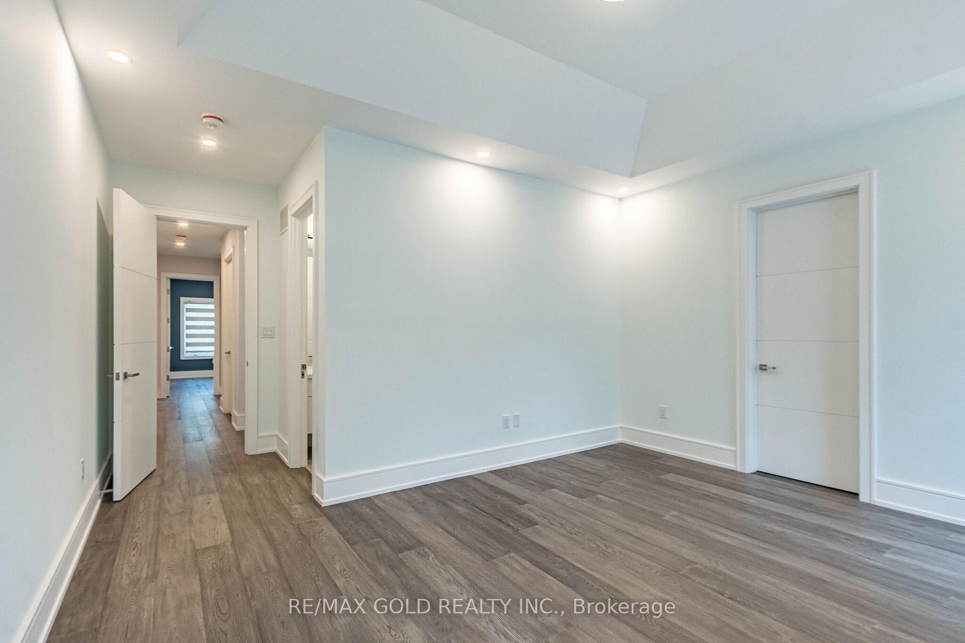 Photo 29 of 550 Vanessa Crescent, Mississauga, Lorne Park — HOMEH