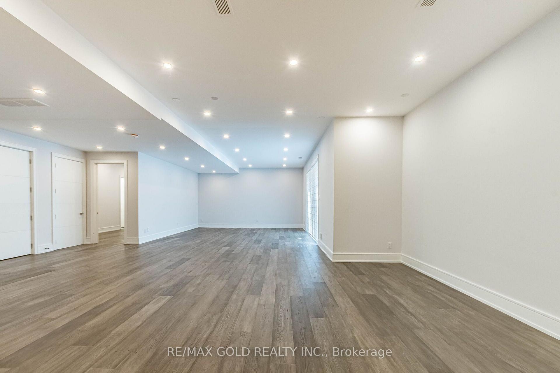 Photo 34 of 550 Vanessa Crescent, Mississauga, Lorne Park — HOMEH