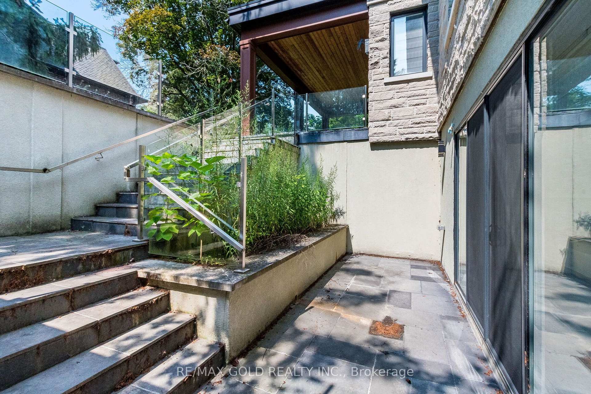 Photo 47 of 550 Vanessa Crescent, Mississauga, Lorne Park — HOMEH