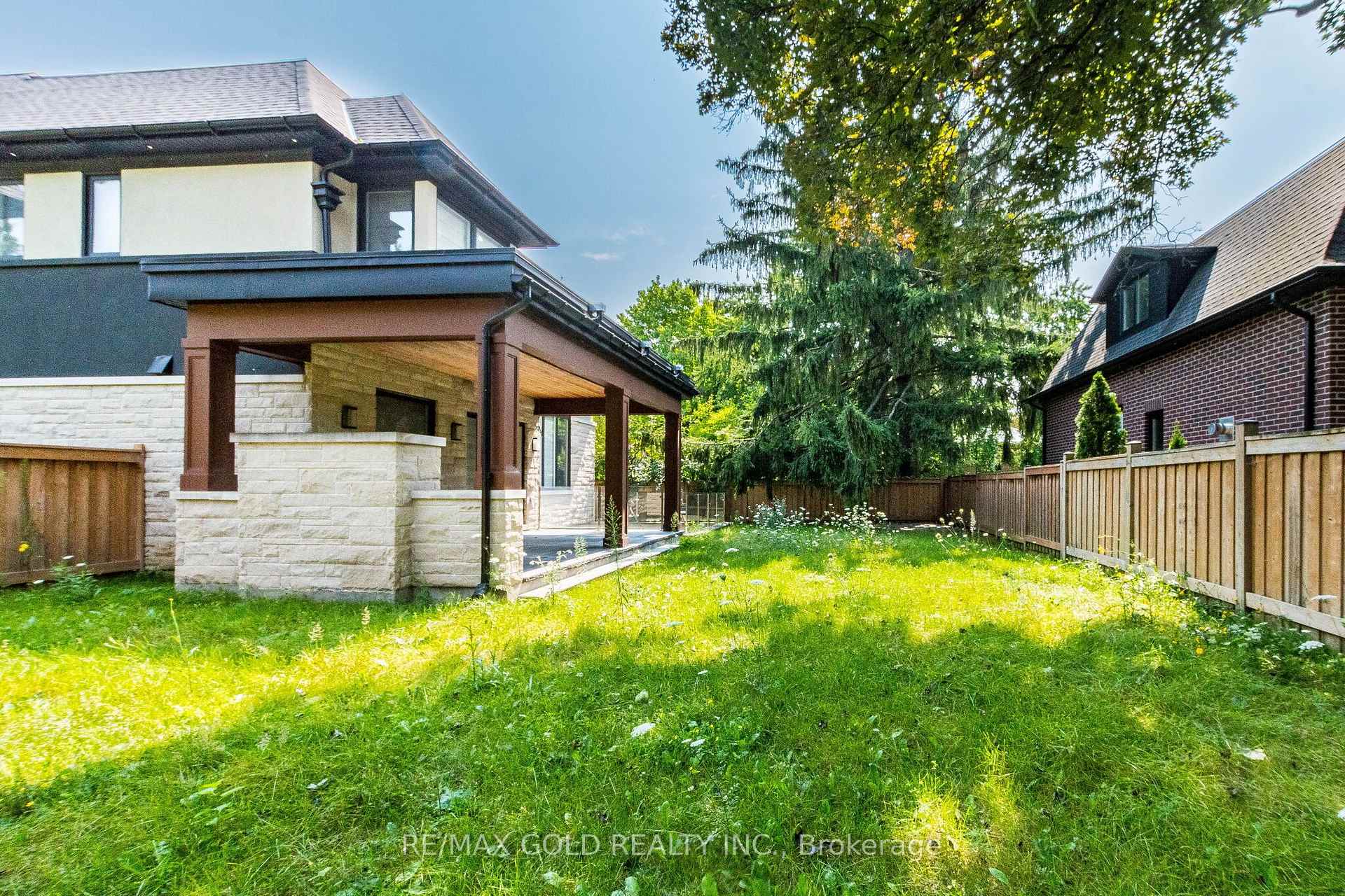 Photo 49 of 550 Vanessa Crescent, Mississauga, Lorne Park — HOMEH