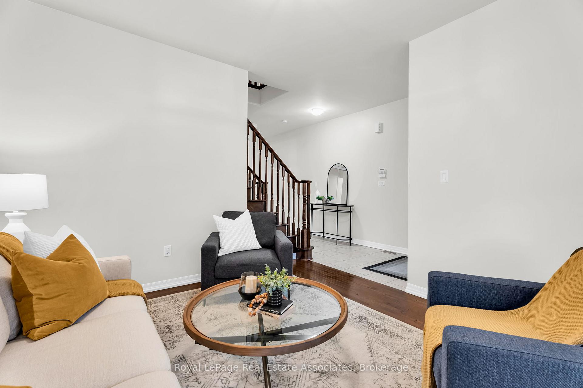 Photo 4 of 879 Etherington Way, Milton, Harrison — HOMEH