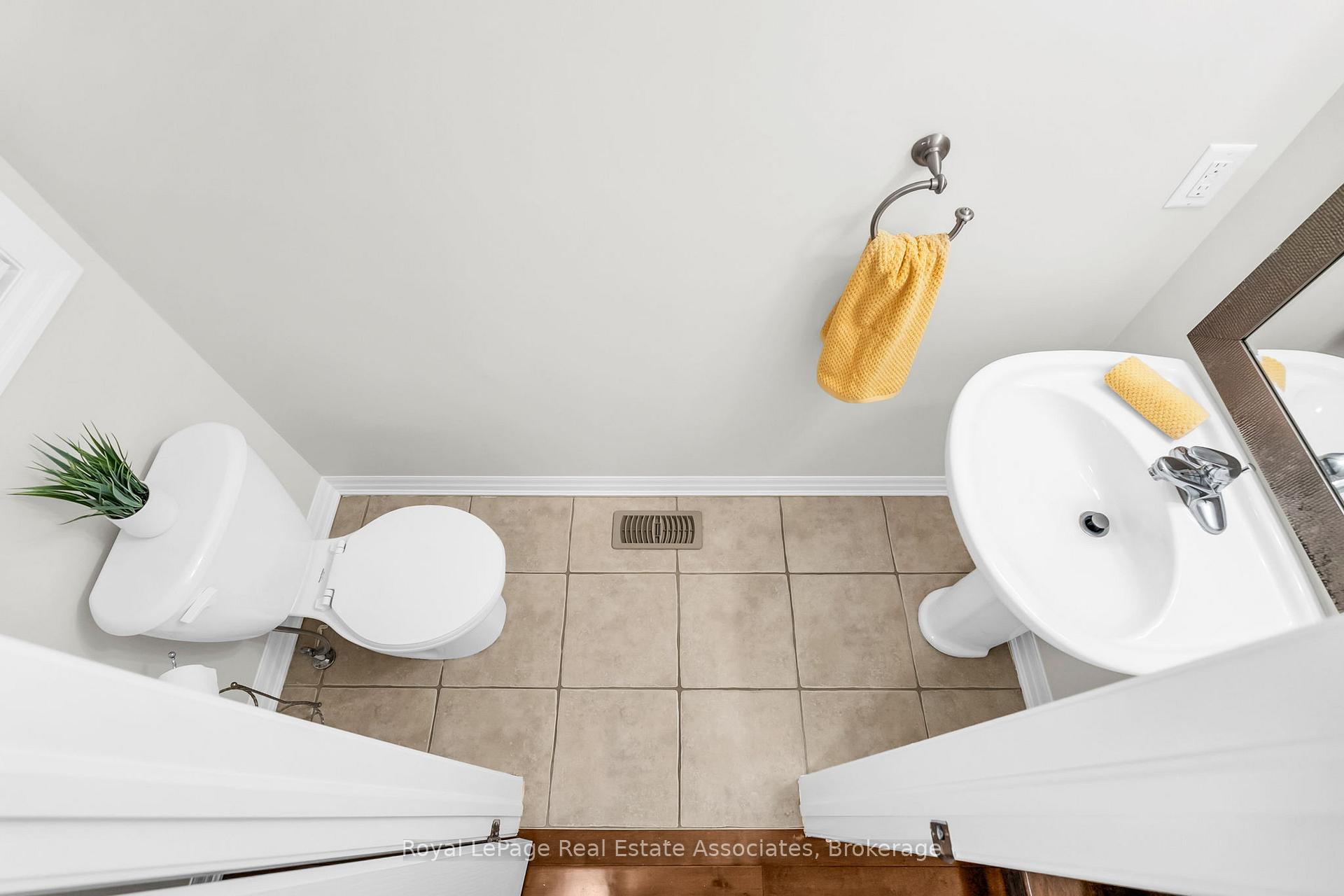 Photo 19 of 879 Etherington Way, Milton, Harrison — HOMEH