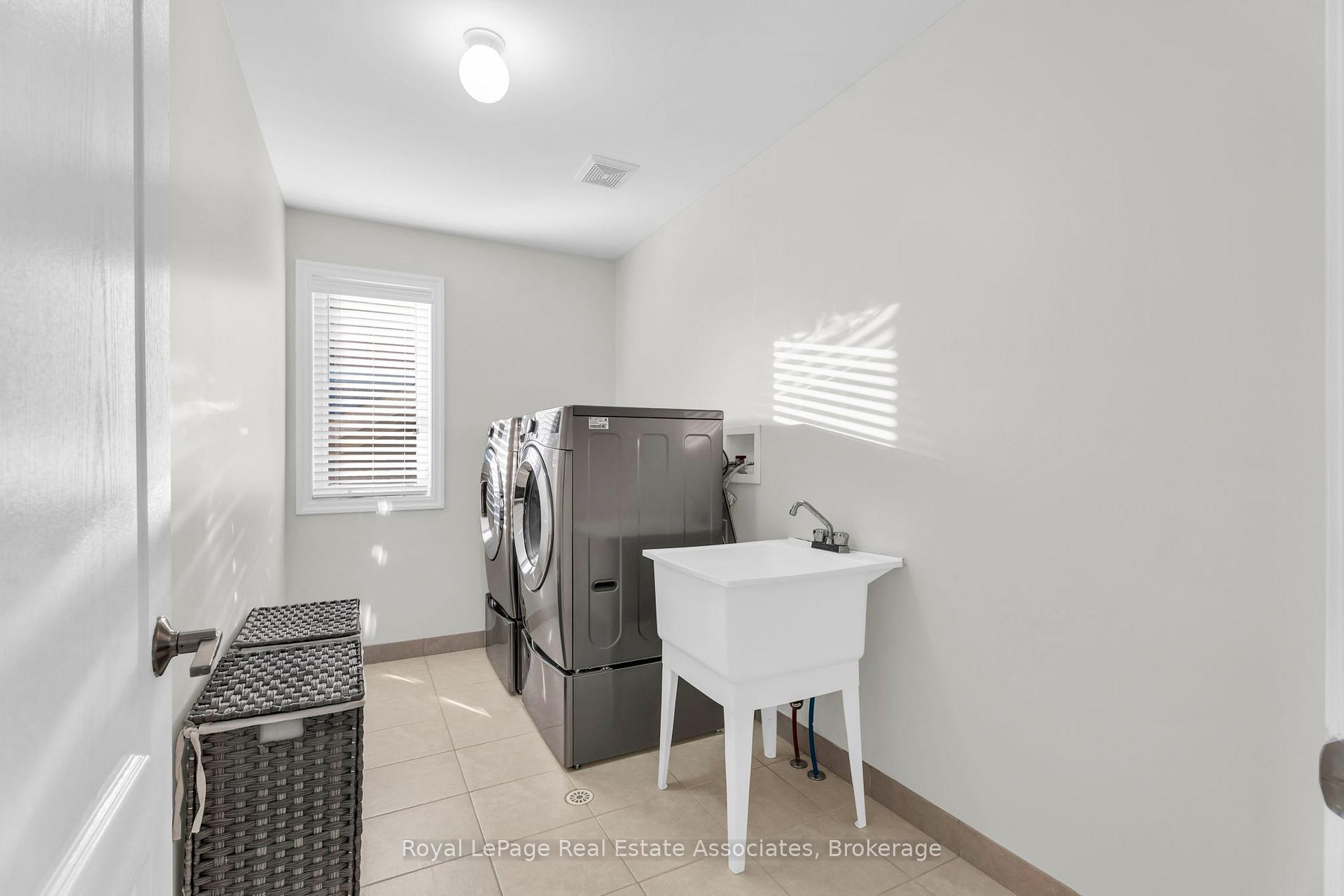 Photo 34 of 879 Etherington Way, Milton, Harrison — HOMEH