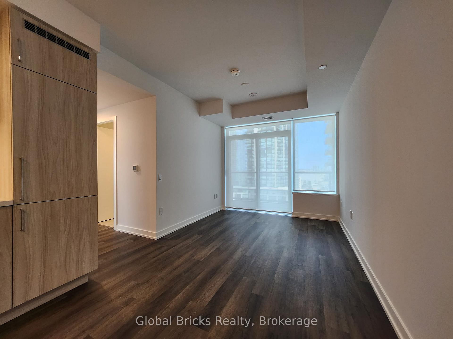 Photo 8 of 2851 Highway 7 Road, Vaughan, Vaughan Corporate Centre — HOMEH