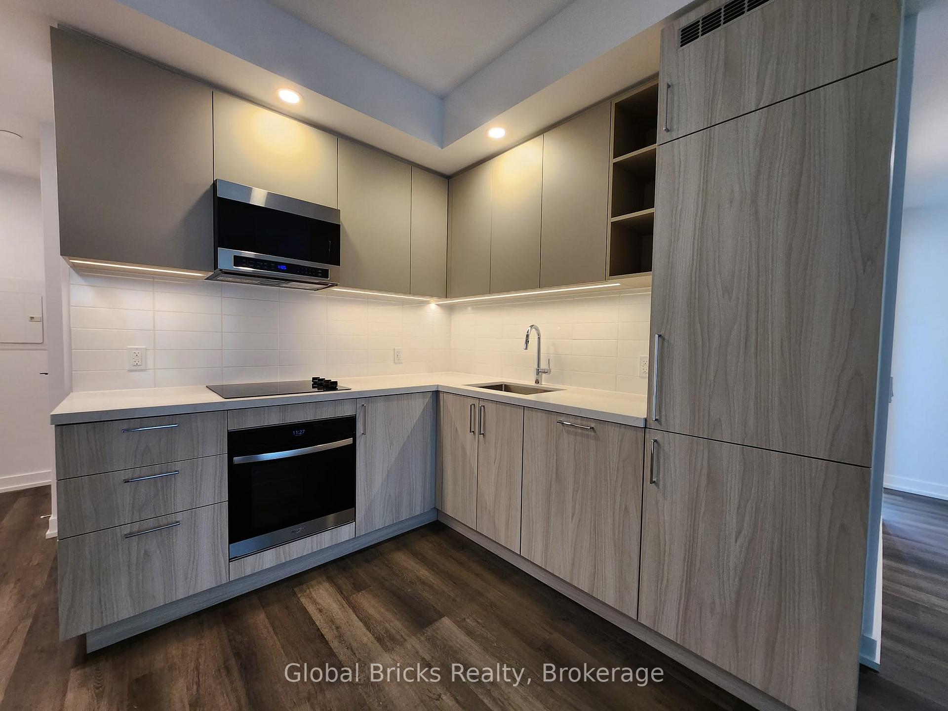 Photo 10 of 2851 Highway 7 Road, Vaughan, Vaughan Corporate Centre — HOMEH
