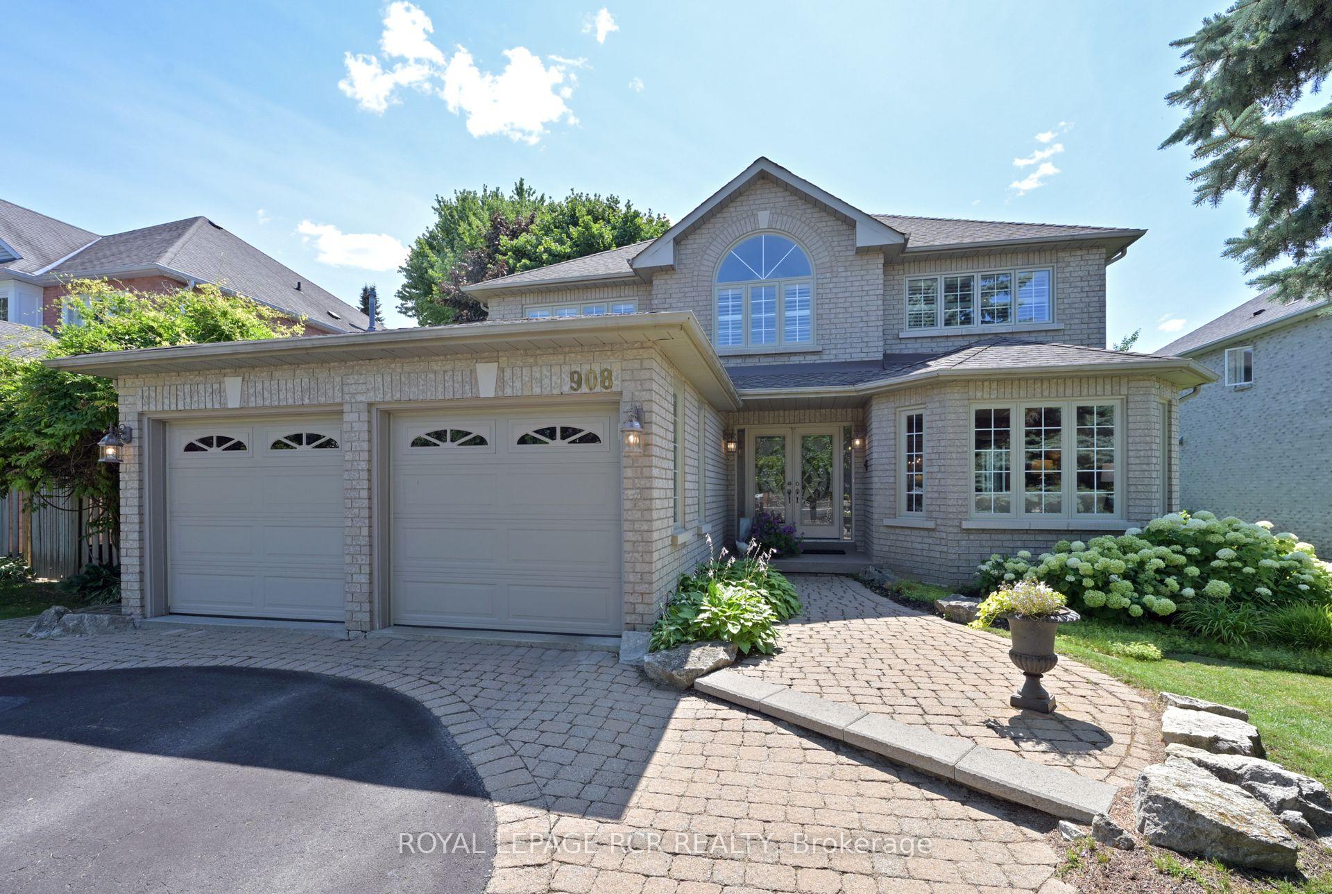 Photo 1 of 908 Schaeffer Outlook, Newmarket, Stonehaven-Wyndham — HOMEH