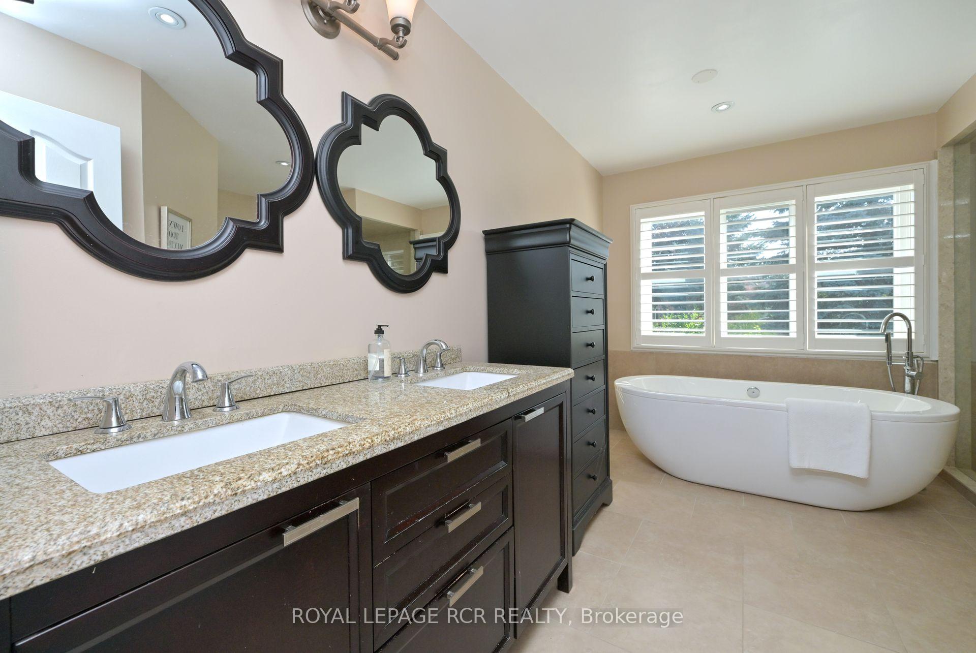 Photo 22 of 908 Schaeffer Outlook, Newmarket, Stonehaven-Wyndham — HOMEH