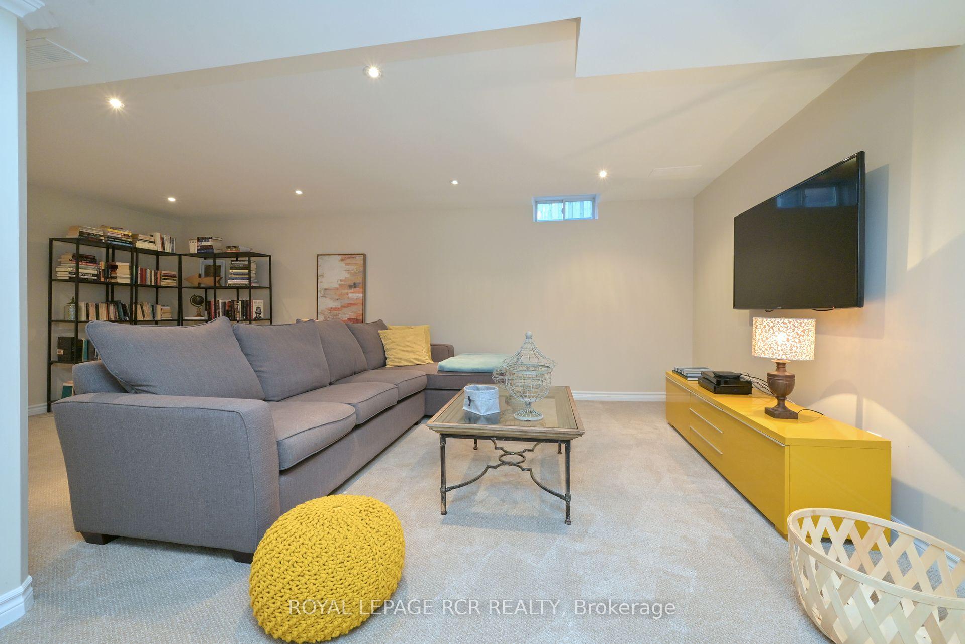 Photo 34 of 908 Schaeffer Outlook, Newmarket, Stonehaven-Wyndham — HOMEH