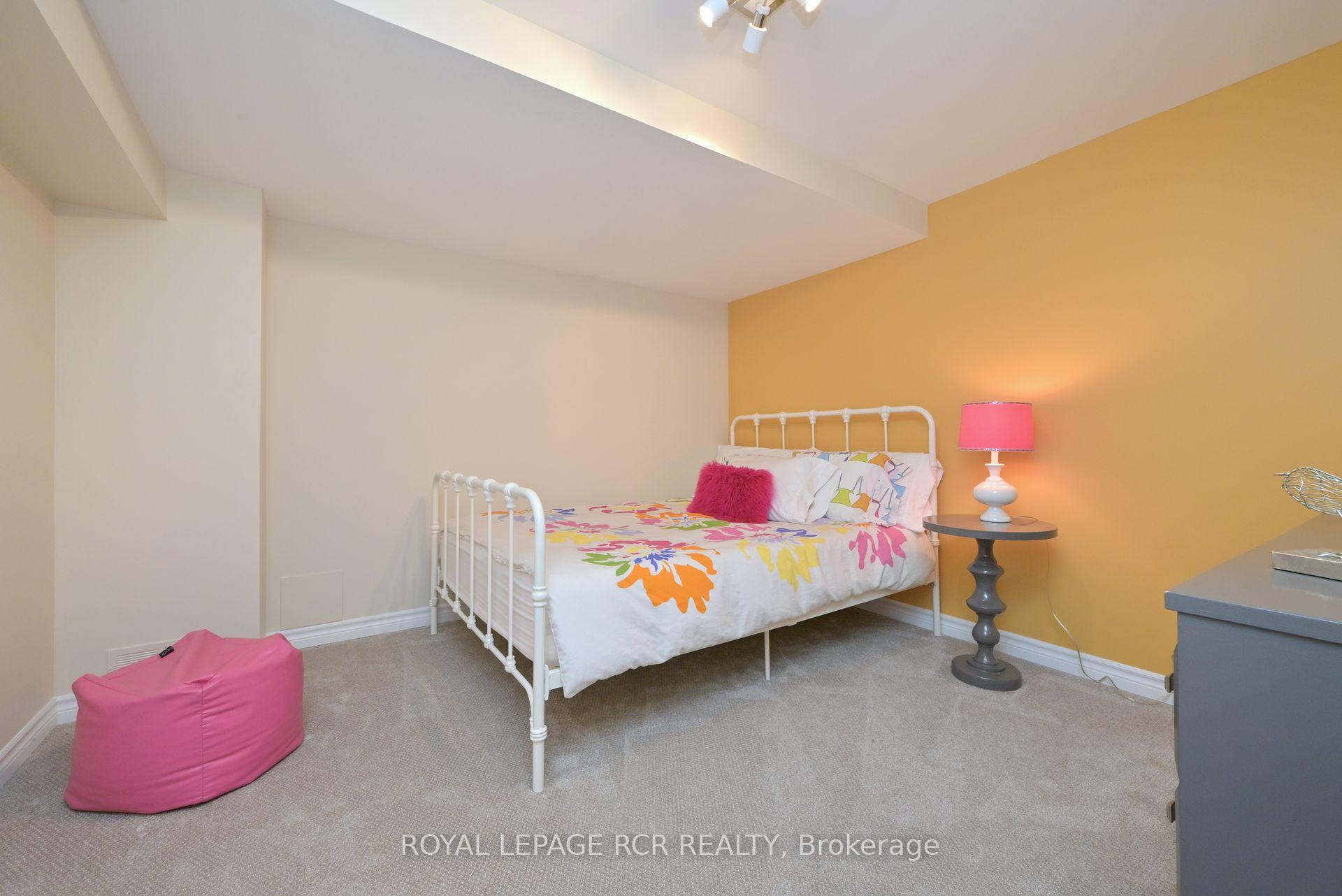 Photo 36 of 908 Schaeffer Outlook, Newmarket, Stonehaven-Wyndham — HOMEH