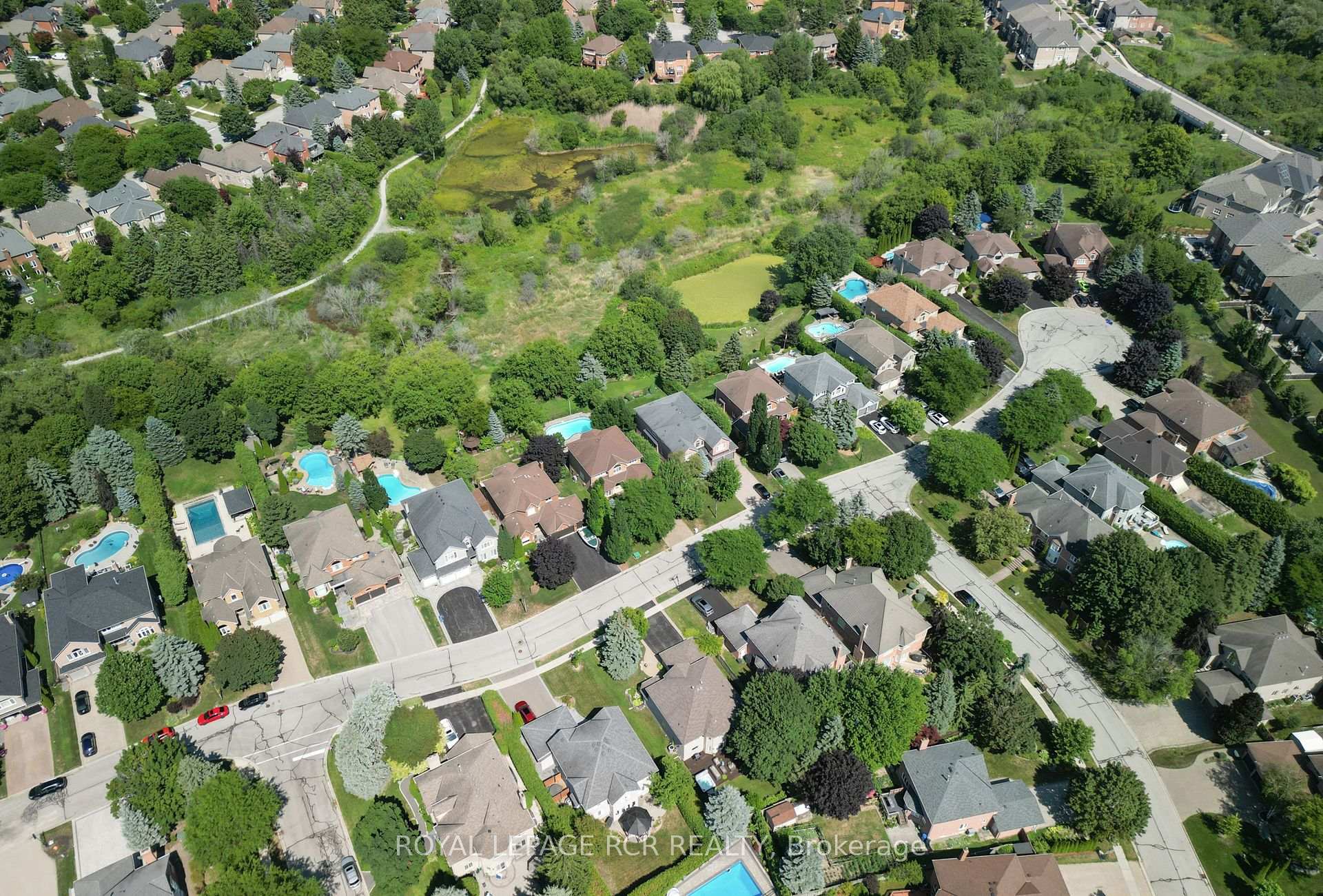 Photo 49 of 908 Schaeffer Outlook, Newmarket, Stonehaven-Wyndham — HOMEH