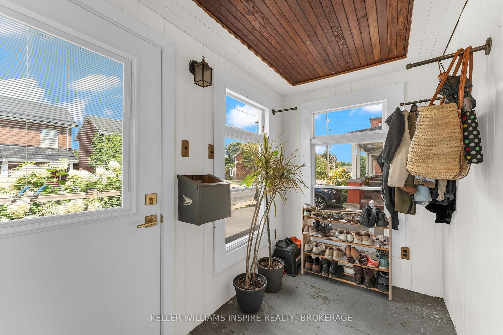 Photo 5 of 122 Stephen Street, Kingston, Inner Harbour — HOMEH