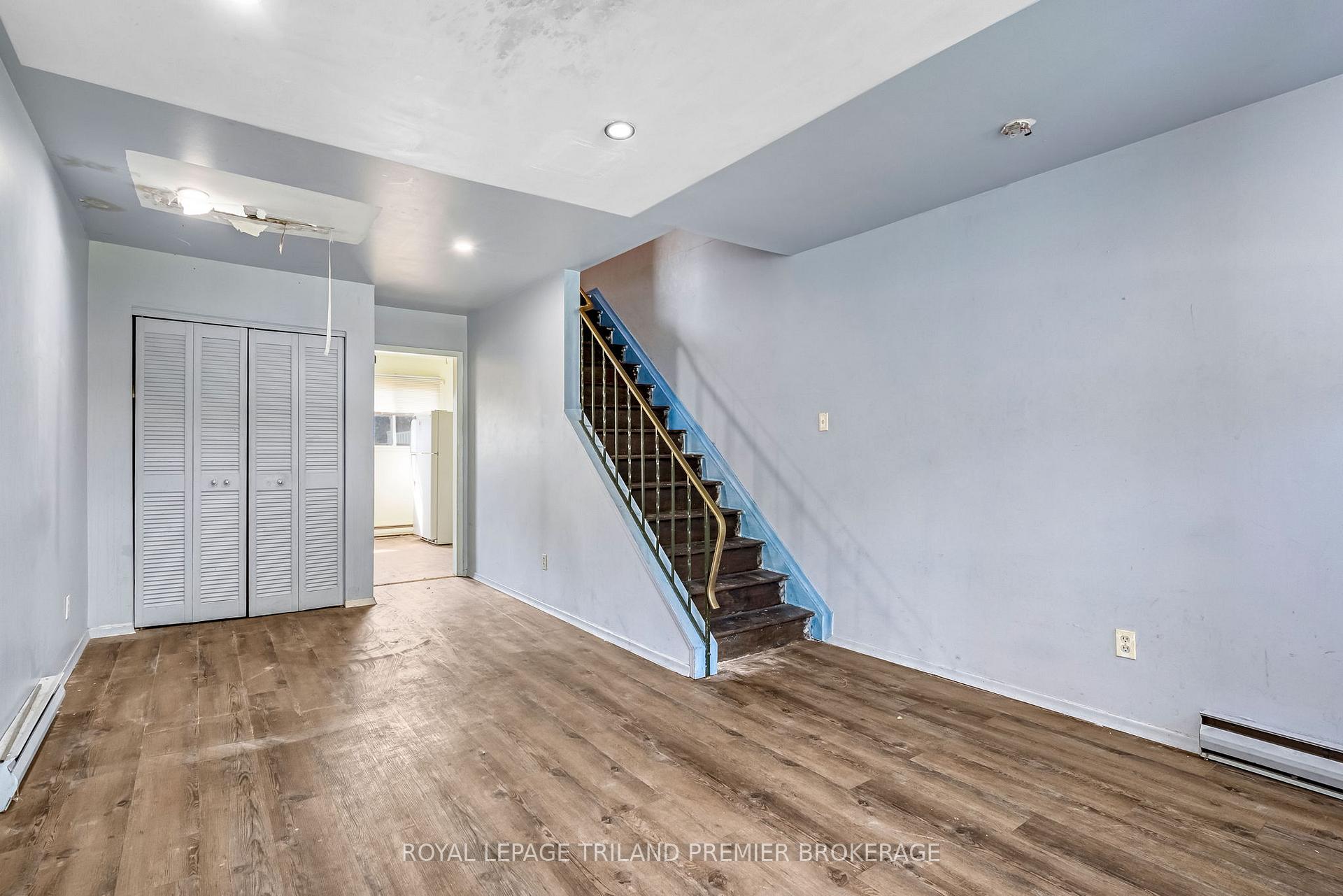 Photo 7 of Unit C, 101 Wellesley Crescent, London, East I — HOMEH