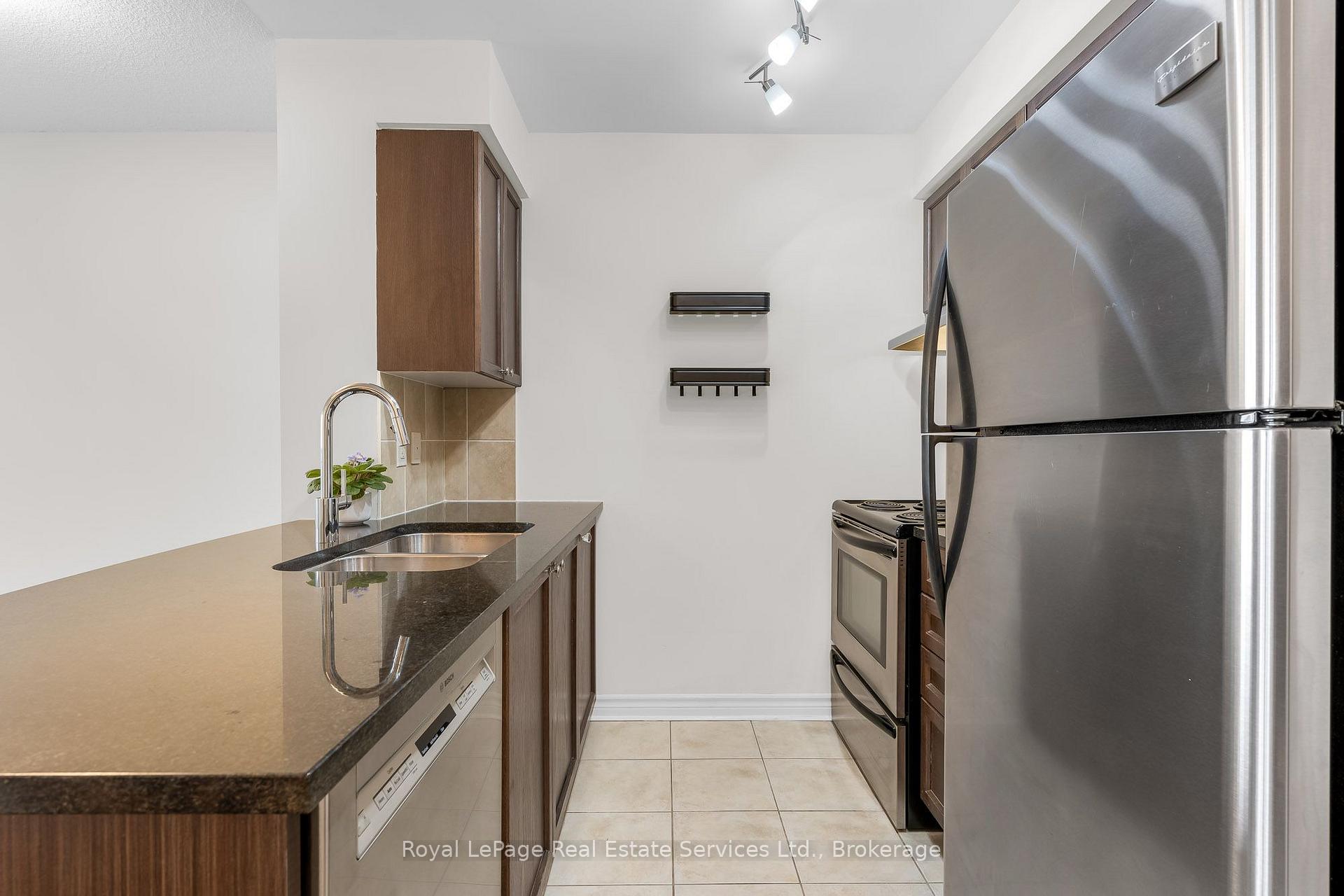 Photo 5 of Unit 806, 2379 Central Park Drive, Oakville, River Oaks — HOMEH