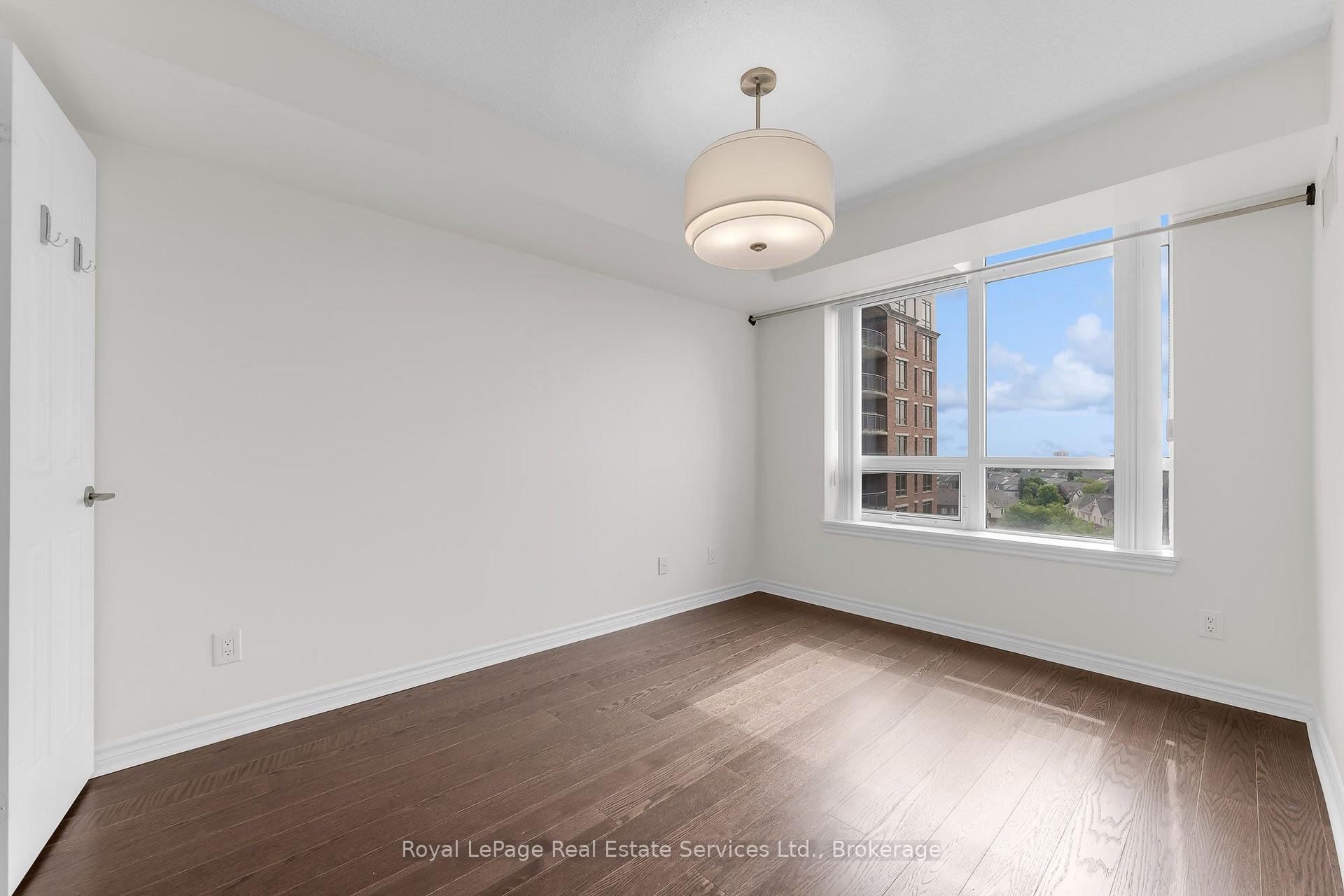 Photo 12 of Unit 806, 2379 Central Park Drive, Oakville, River Oaks — HOMEH