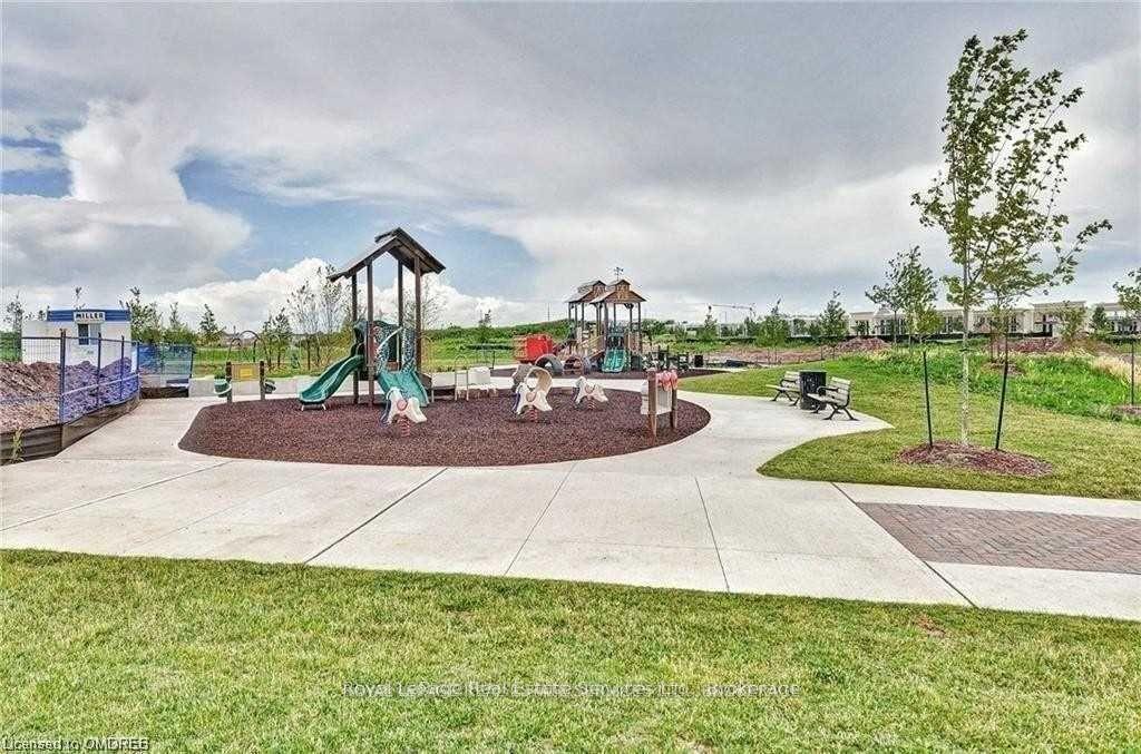 Photo 32 of Unit 806, 2379 Central Park Drive, Oakville, River Oaks — HOMEH