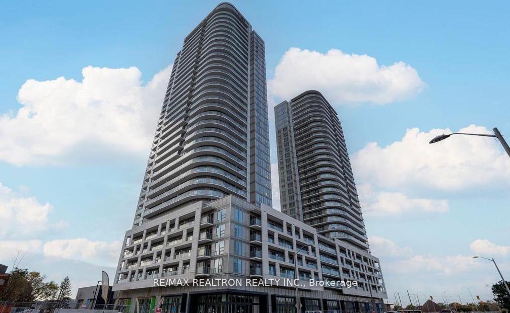 Front of Unit 1725, 2031 Kennedy Road