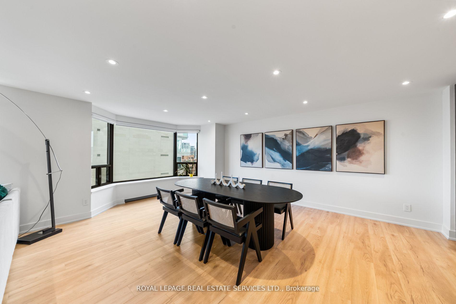 Photo 6 of Unit 2008, 175 Cumberland Street, Toronto, The Annex — HOMEH