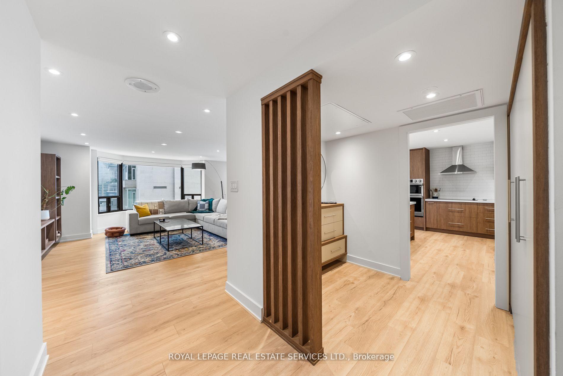 Photo 15 of Unit 2008, 175 Cumberland Street, Toronto, The Annex — HOMEH