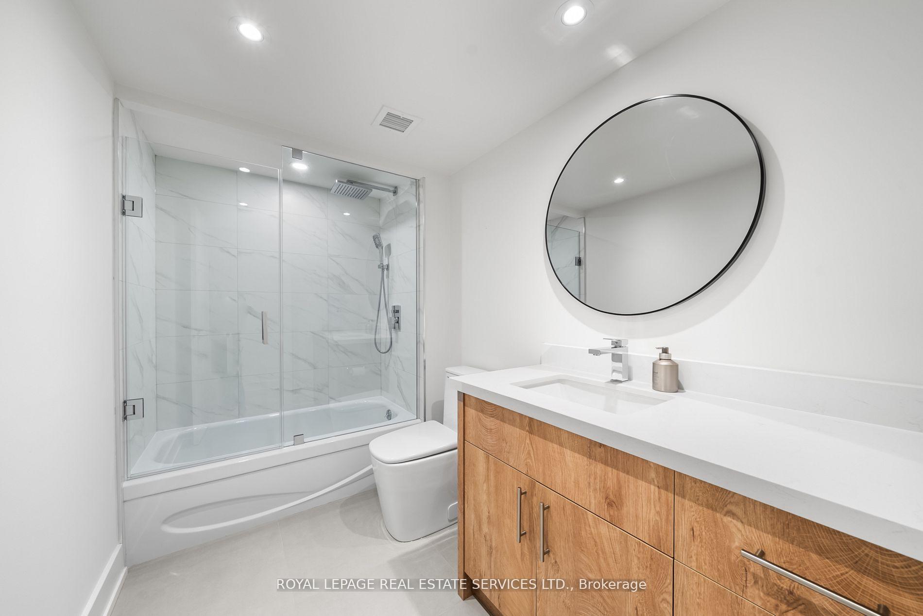 Photo 17 of Unit 2008, 175 Cumberland Street, Toronto, The Annex — HOMEH
