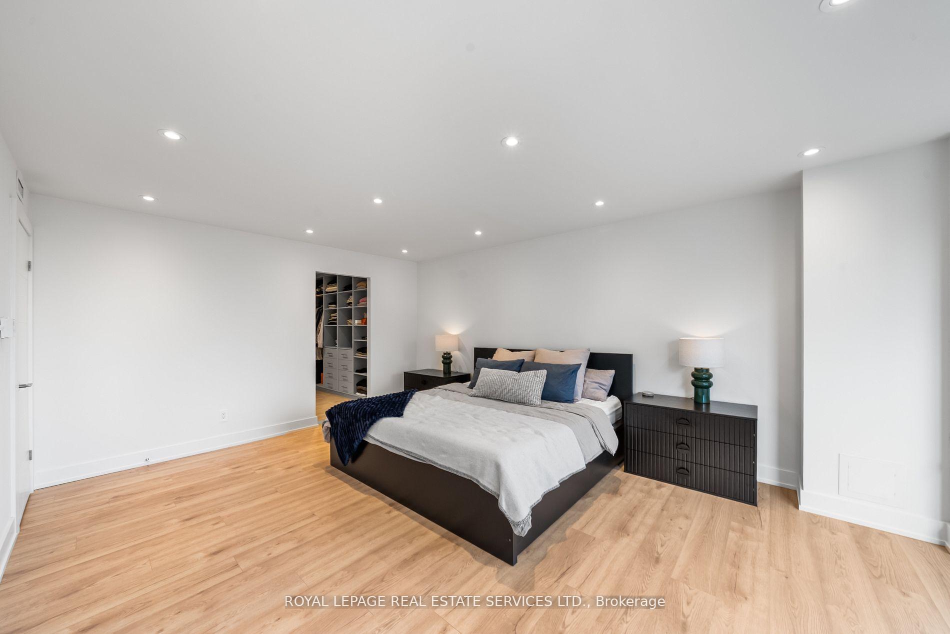 Photo 22 of Unit 2008, 175 Cumberland Street, Toronto, The Annex — HOMEH