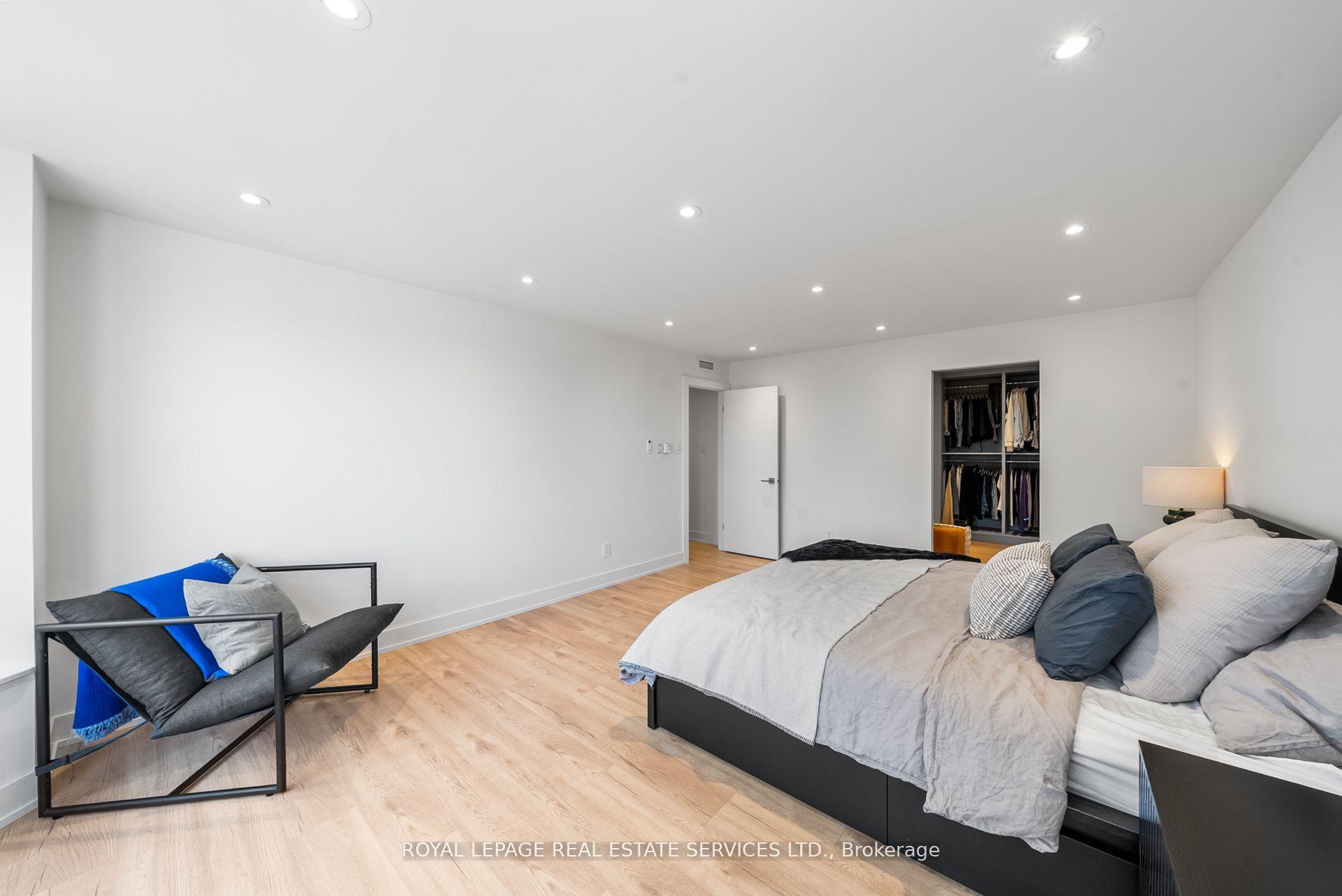 Photo 23 of Unit 2008, 175 Cumberland Street, Toronto, The Annex — HOMEH