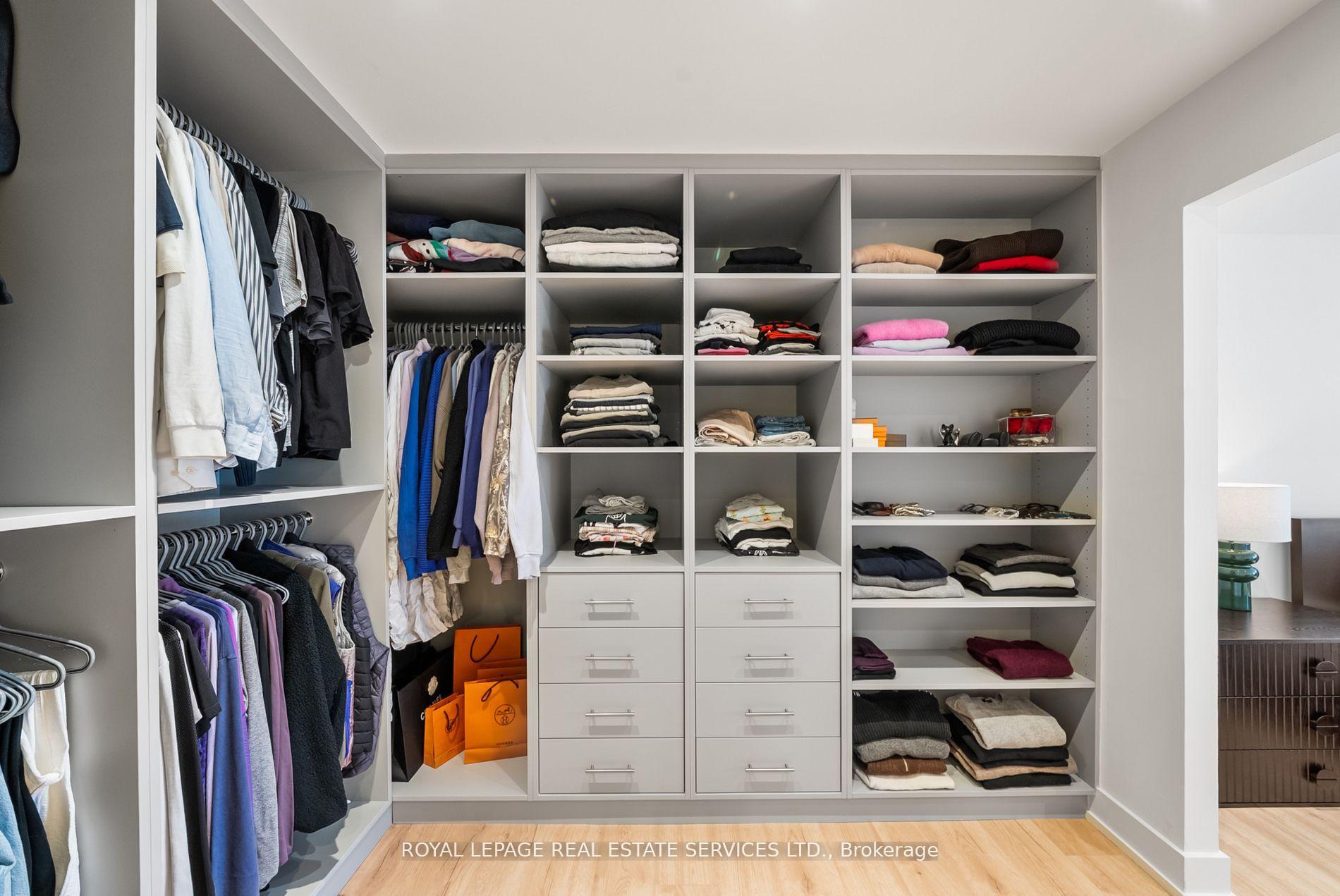Photo 25 of Unit 2008, 175 Cumberland Street, Toronto, The Annex — HOMEH