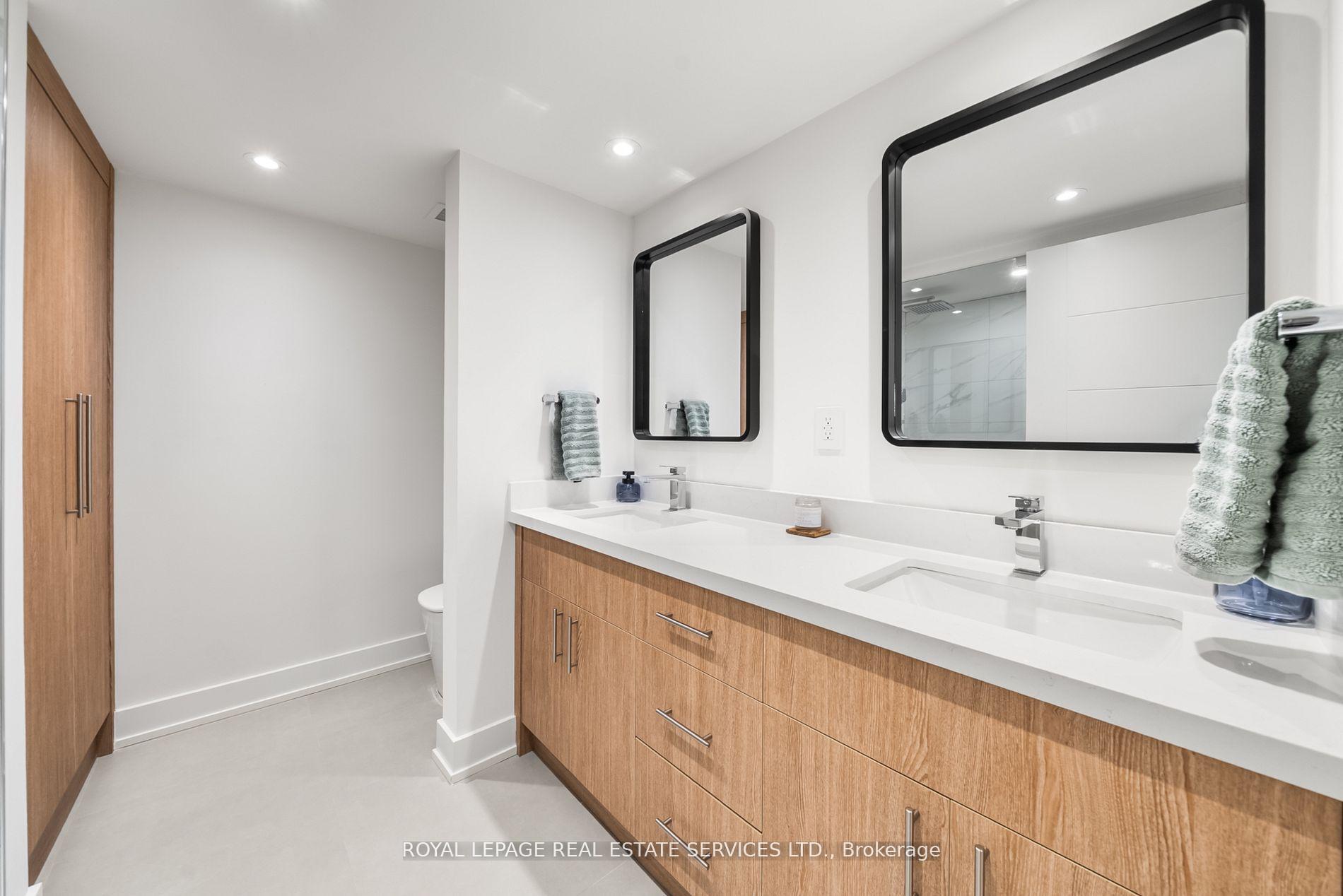Photo 26 of Unit 2008, 175 Cumberland Street, Toronto, The Annex — HOMEH