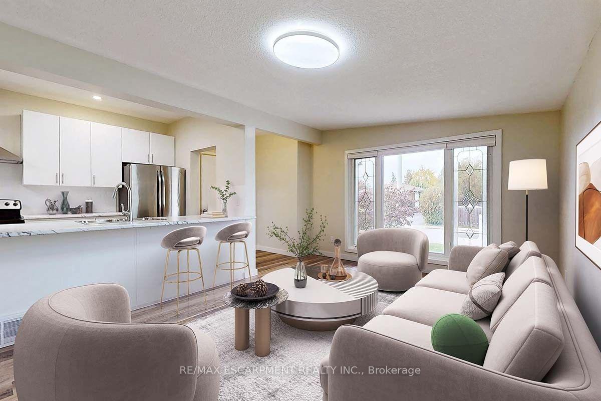 Photo 4 of Unit UPPER, 65 Fielding Crescent, Hamilton, Lawfield — HOMEH
