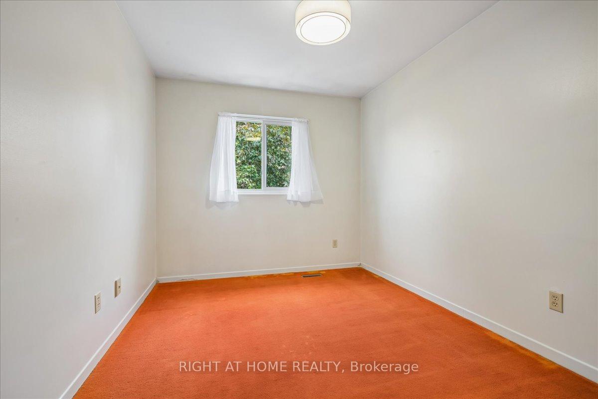 Photo 18 of Unit 2, 1020 Central Park Drive, Brampton, Northgate — HOMEH