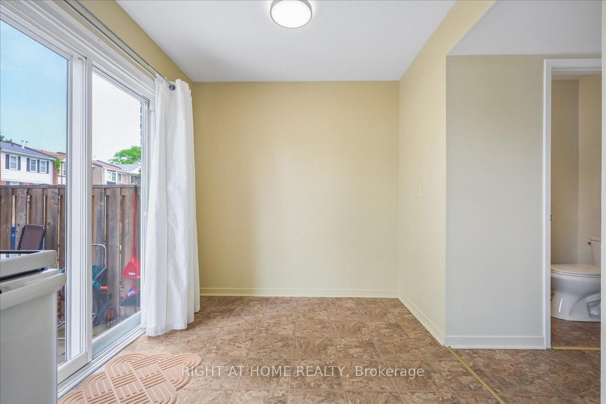 Photo 23 of Unit 2, 1020 Central Park Drive, Brampton, Northgate — HOMEH