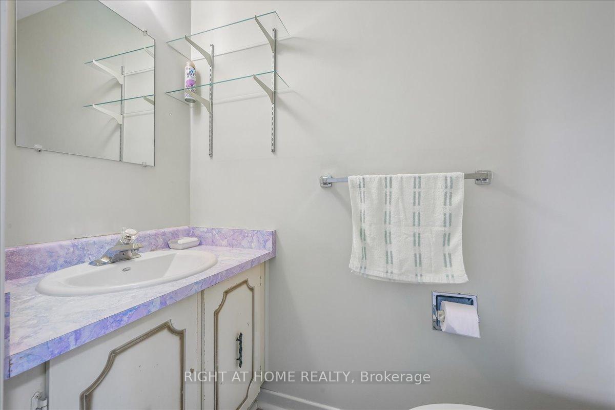 Photo 24 of Unit 2, 1020 Central Park Drive, Brampton, Northgate — HOMEH