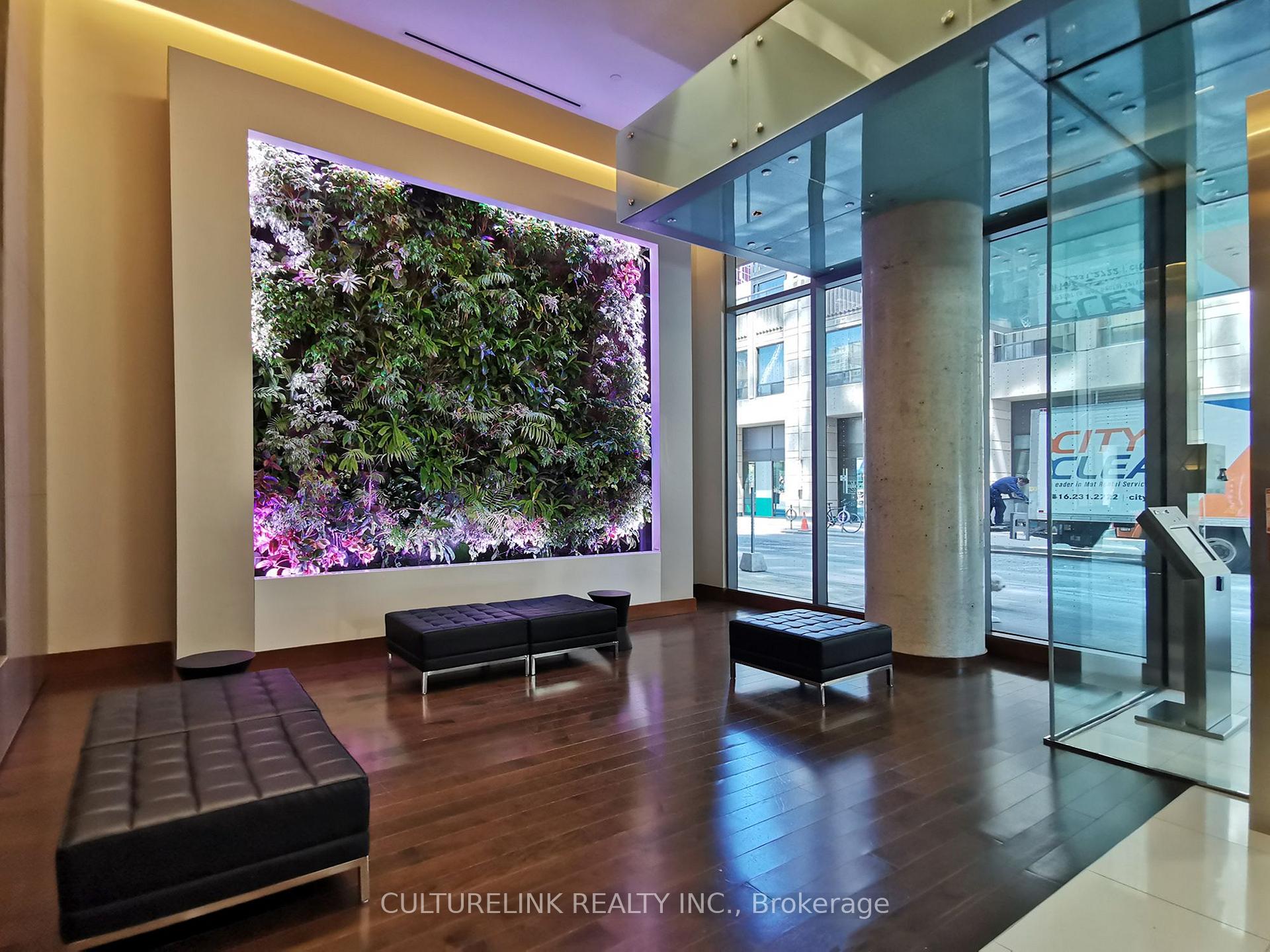 Photo 14 of Unit 1712, 8 Mercer Street, Toronto, Waterfront Communities — HOMEH
