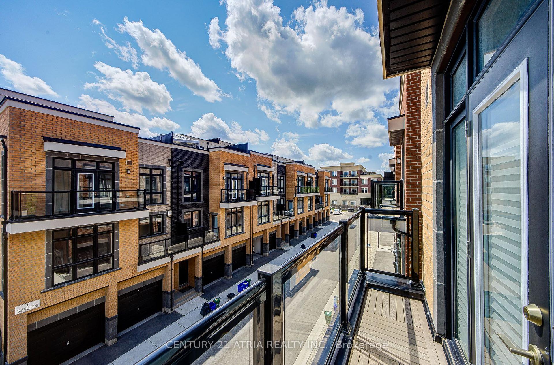Photo 41 of Unit 18, 1 Bond Crescent, Richmond Hill, Oak Ridges — HOMEH
