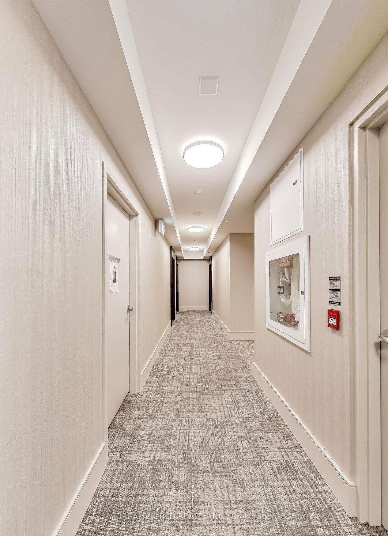 Photo 5 of Unit 1409, 9000 Jane Street, Vaughan, Vellore Village — HOMEH