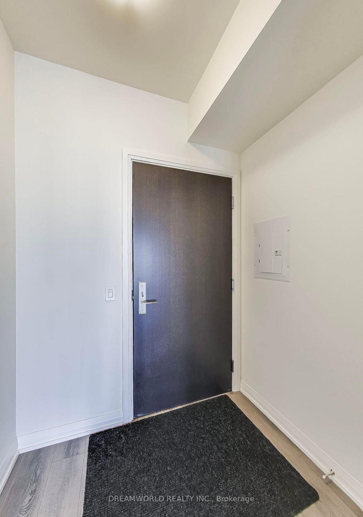 Photo 7 of Unit 1409, 9000 Jane Street, Vaughan, Vellore Village — HOMEH