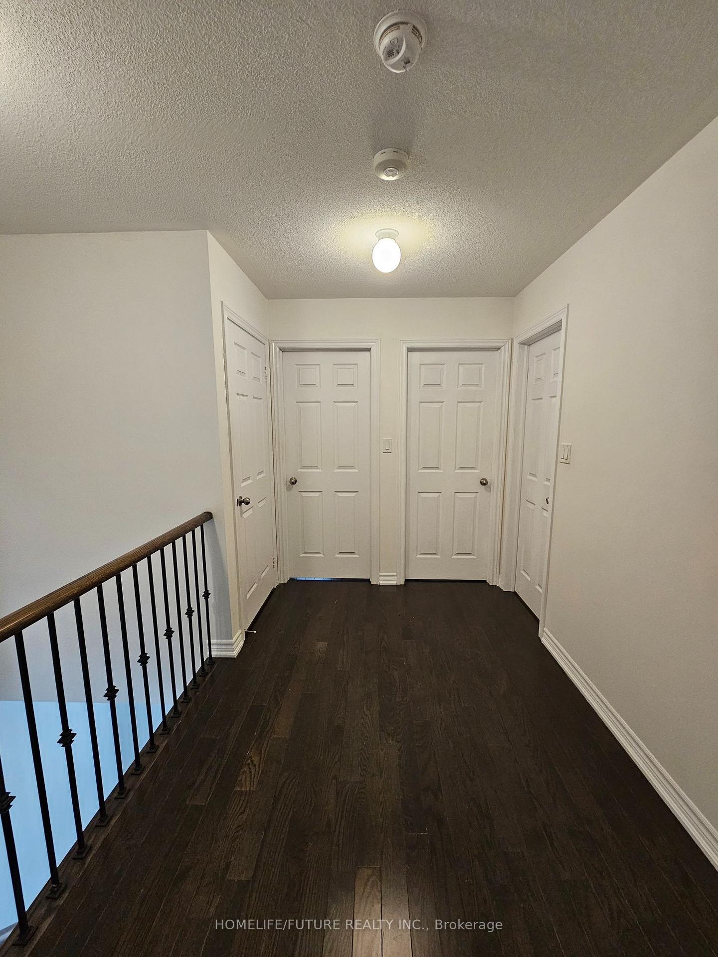Photo 13 of 132 Sunset Terrace, Vaughan, Vellore Village — HOMEH