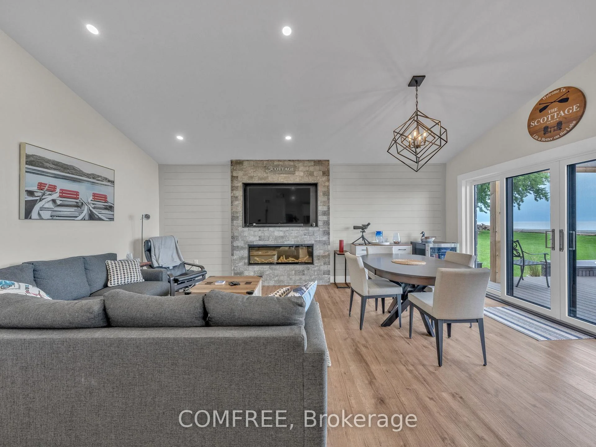 Photo 18 of 1007 Lakeshore Park, Lakeshore — HOMEH
