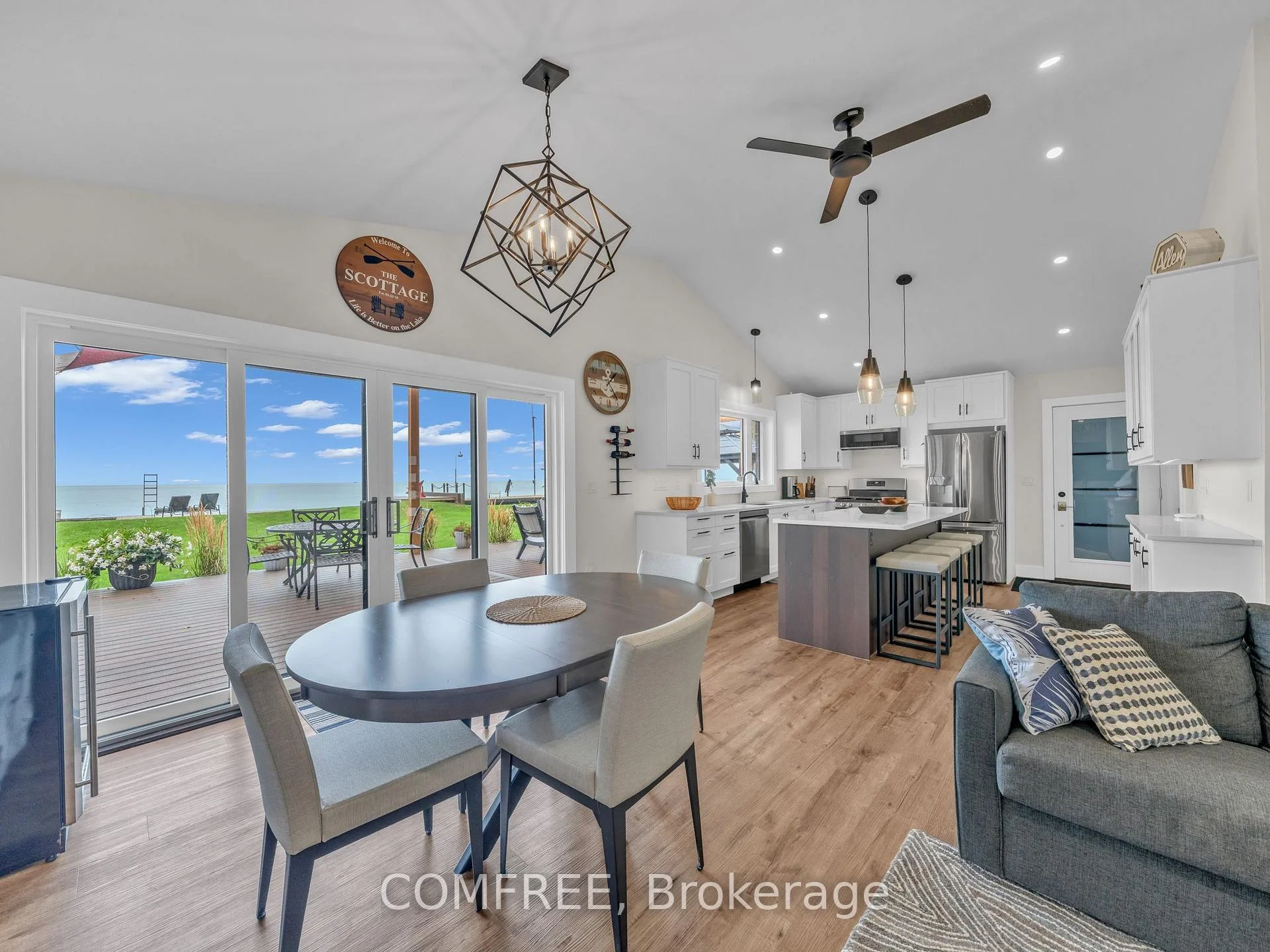 Photo 20 of 1007 Lakeshore Park, Lakeshore — HOMEH