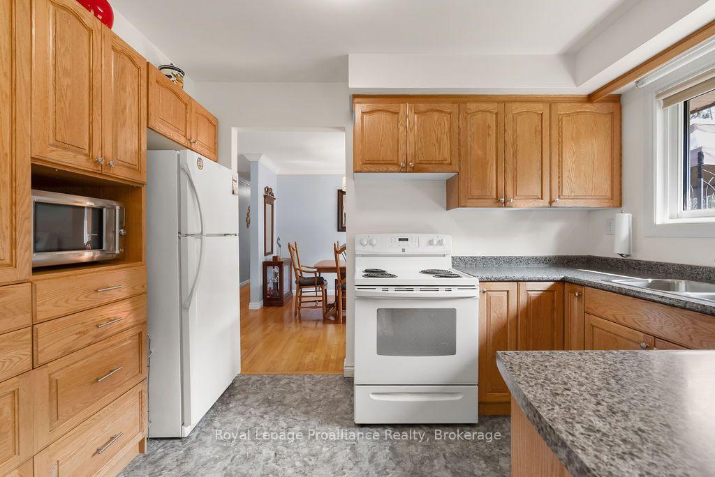 Photo 12 of 794 Foxboro Stirling Road, Quinte West, Sidney Ward — HOMEH