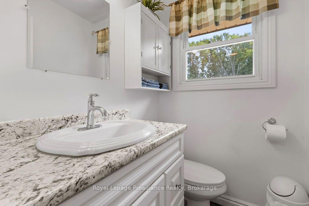 Photo 14 of 794 Foxboro Stirling Road, Quinte West, Sidney Ward — HOMEH