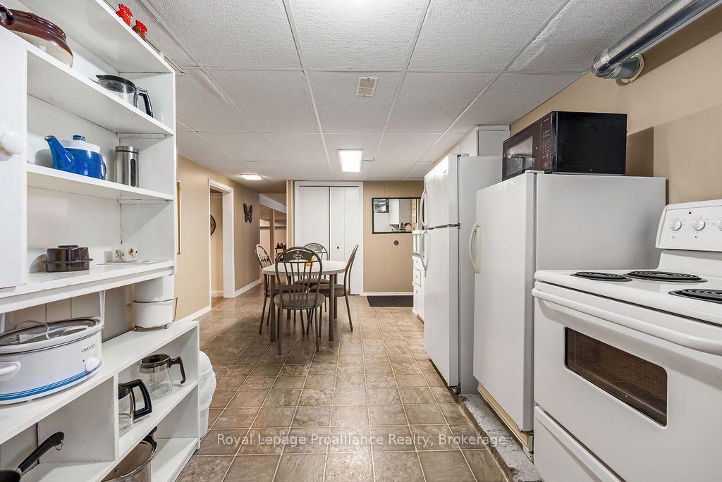 Photo 25 of 794 Foxboro Stirling Road, Quinte West, Sidney Ward — HOMEH