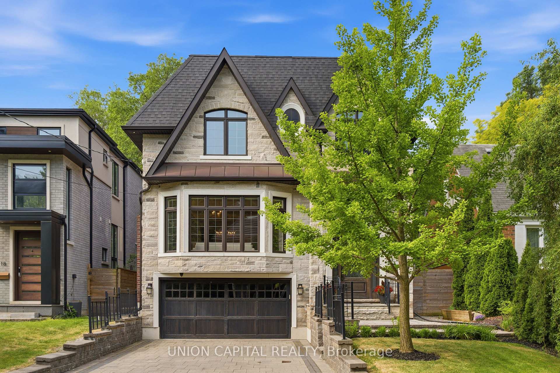 Photo 2 of 20 Walker Road, North York, Lansing-Westgate — HOMEH