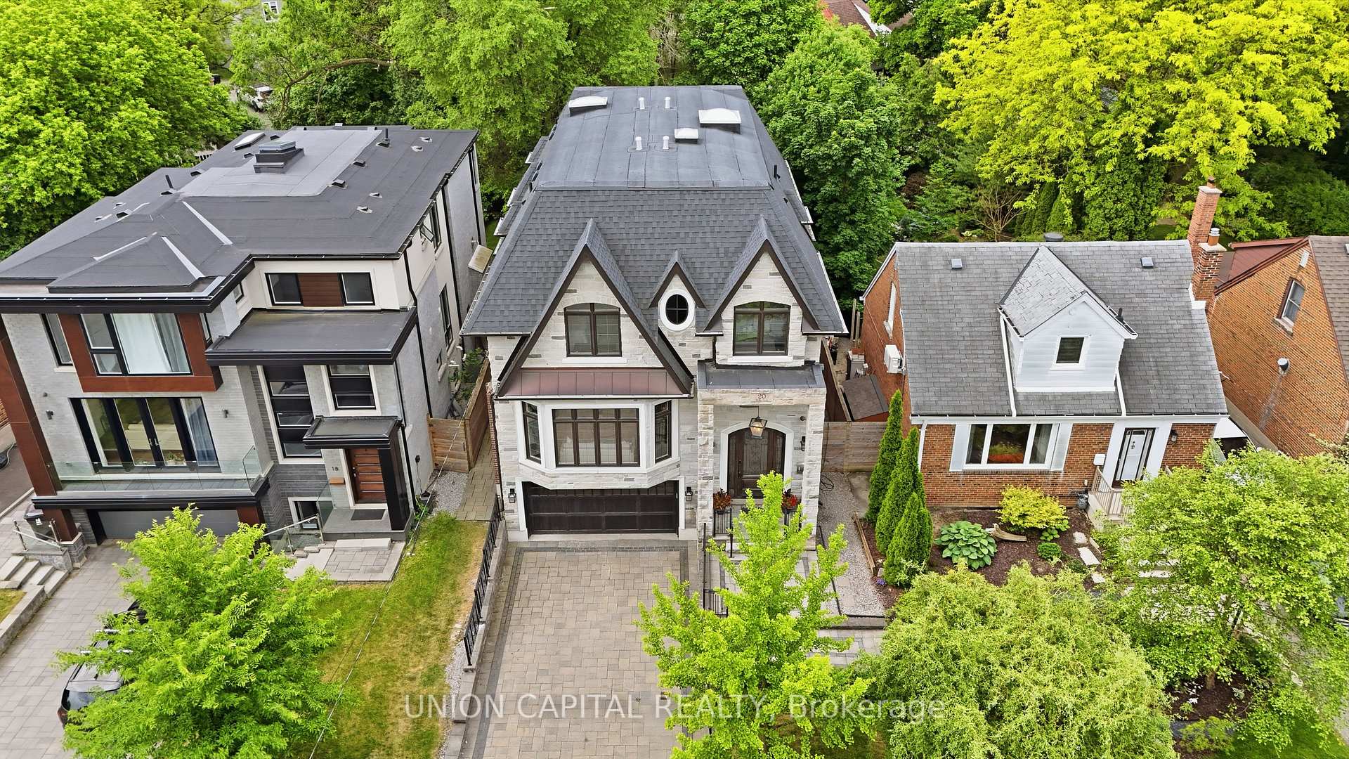 Photo 3 of 20 Walker Road, North York, Lansing-Westgate — HOMEH