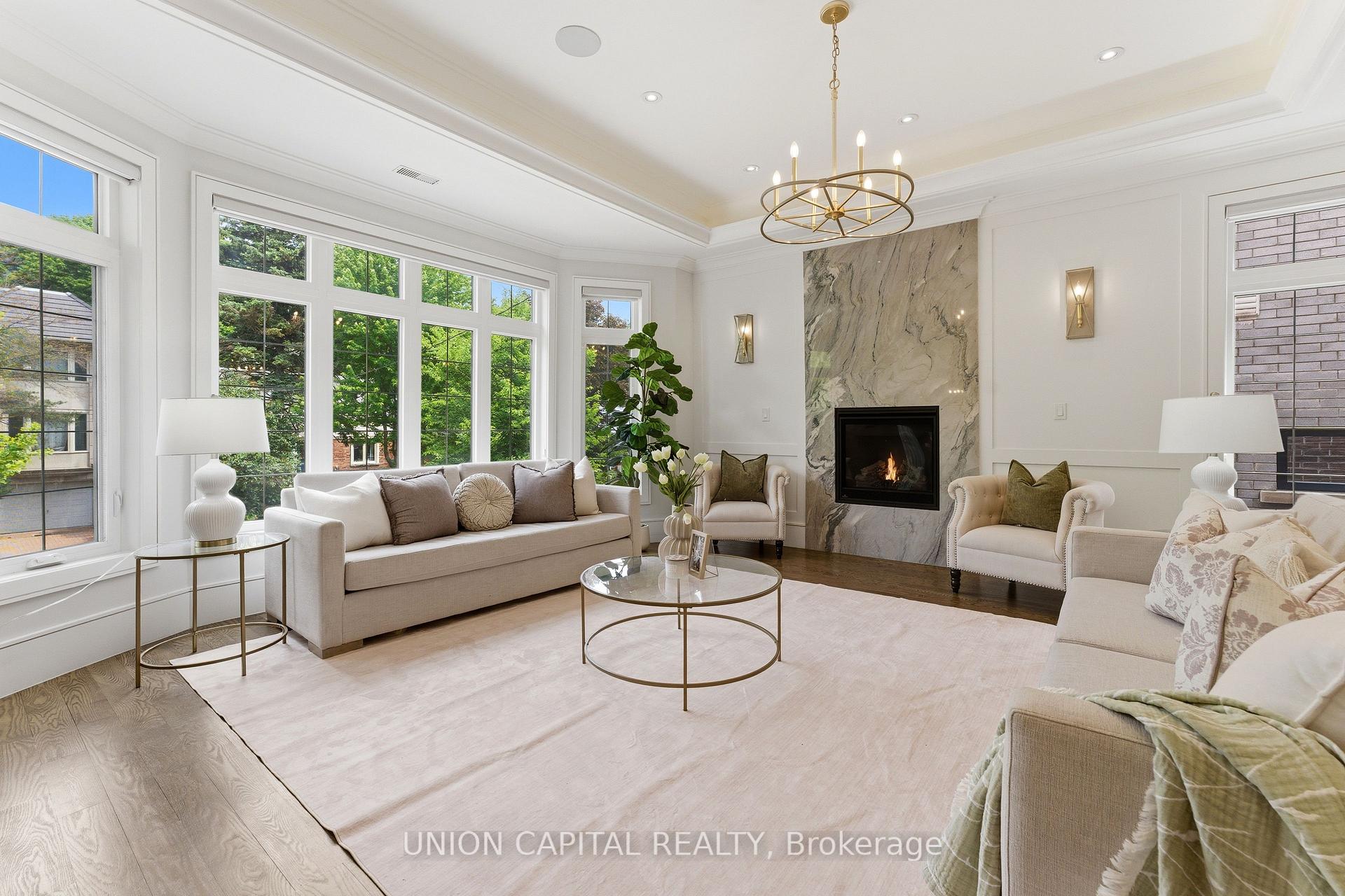 Photo 5 of 20 Walker Road, North York, Lansing-Westgate — HOMEH